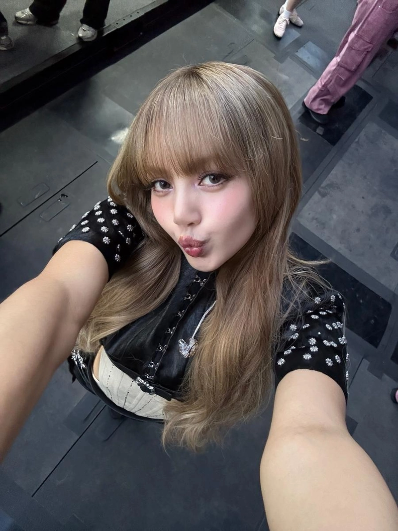 리사 인스타그램