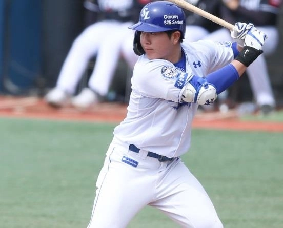 “MLB 드래프트 리그 도전”…차승준·정민성, 삼성 유니폼 입고 미국행 / 연합뉴스