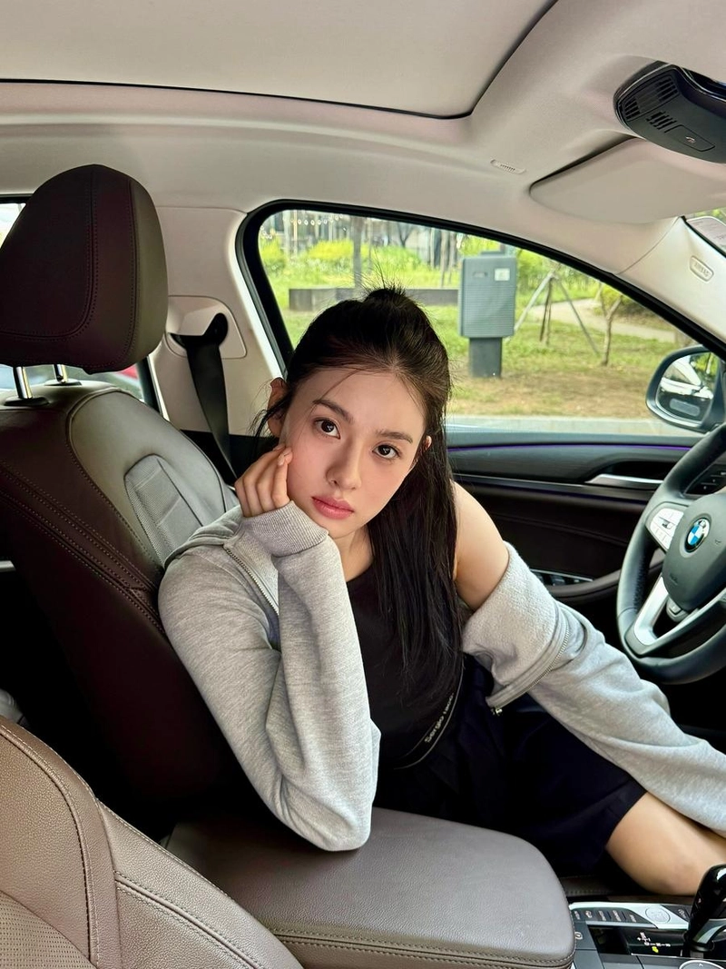 “혼자 여행가기 좋은 곳 찾고 싶어요”…주하늘, 여름 오후의 공기→설렘 가득 심경 / 하트페어링 출연자 모델 주하늘 인스타그램