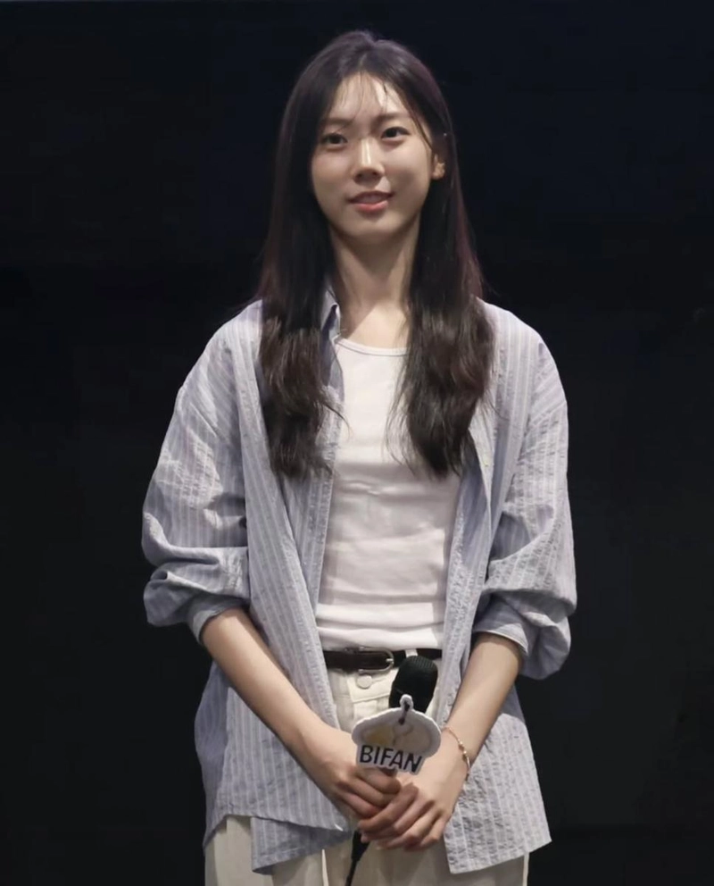 “못다 전한 진심”…조유하, 환한 미소로 전한 여운→영화제 3관왕 기적 / 배우 조유하 인스타그램