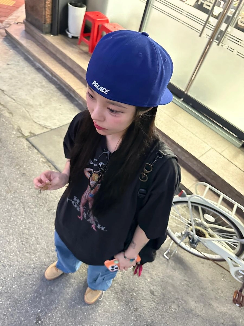 “더위사냥”…휘인, 청량한 밤길→힙한 매력 폭발 / 걸그룹 마마무 휘인 인스타그램