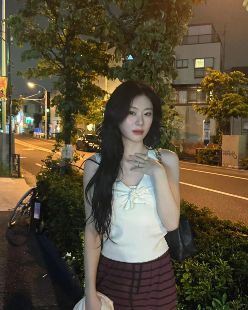 “밤공기 머금은 고요함”…채령, 여름밤 감성→잔잔한 존재감 / 걸그룹 있지 채령 인스타그램