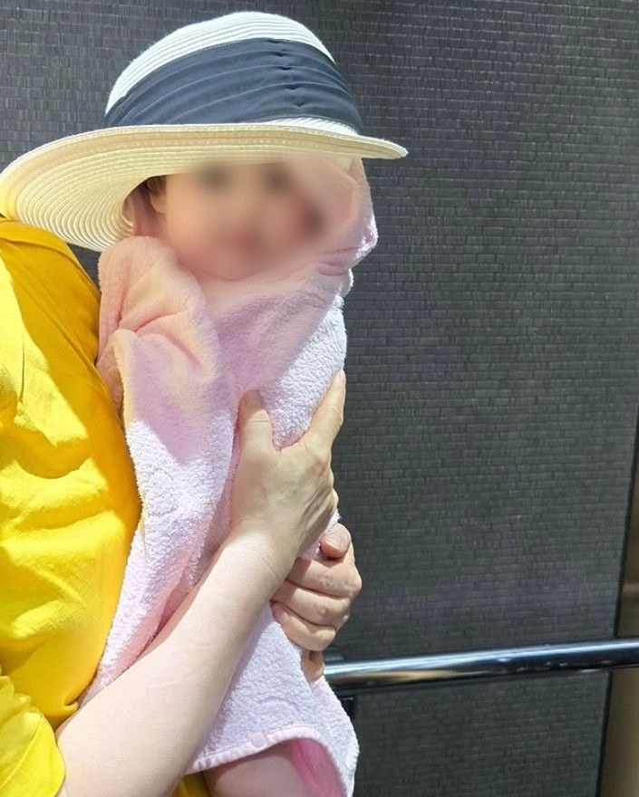 “딸과 함께한 행복한 미소”…박수홍·김다예, 재이 양 공개→깊어진 가족의 사랑
