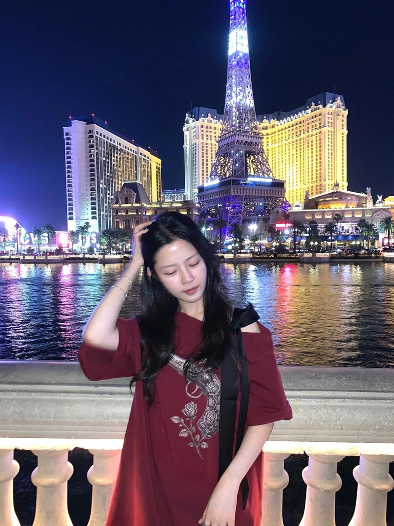 “Vegas vibe”…김하린, 라스베이거스 밤공기→몽환적 여운 / 데블스 플랜 데스룸 출연자 의사 김하린 인스타그램