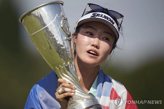 “극적인 이글 퍼트”…그레이스 김, 연장 끝 에비앙 챔피언십 우승 / 연합뉴스