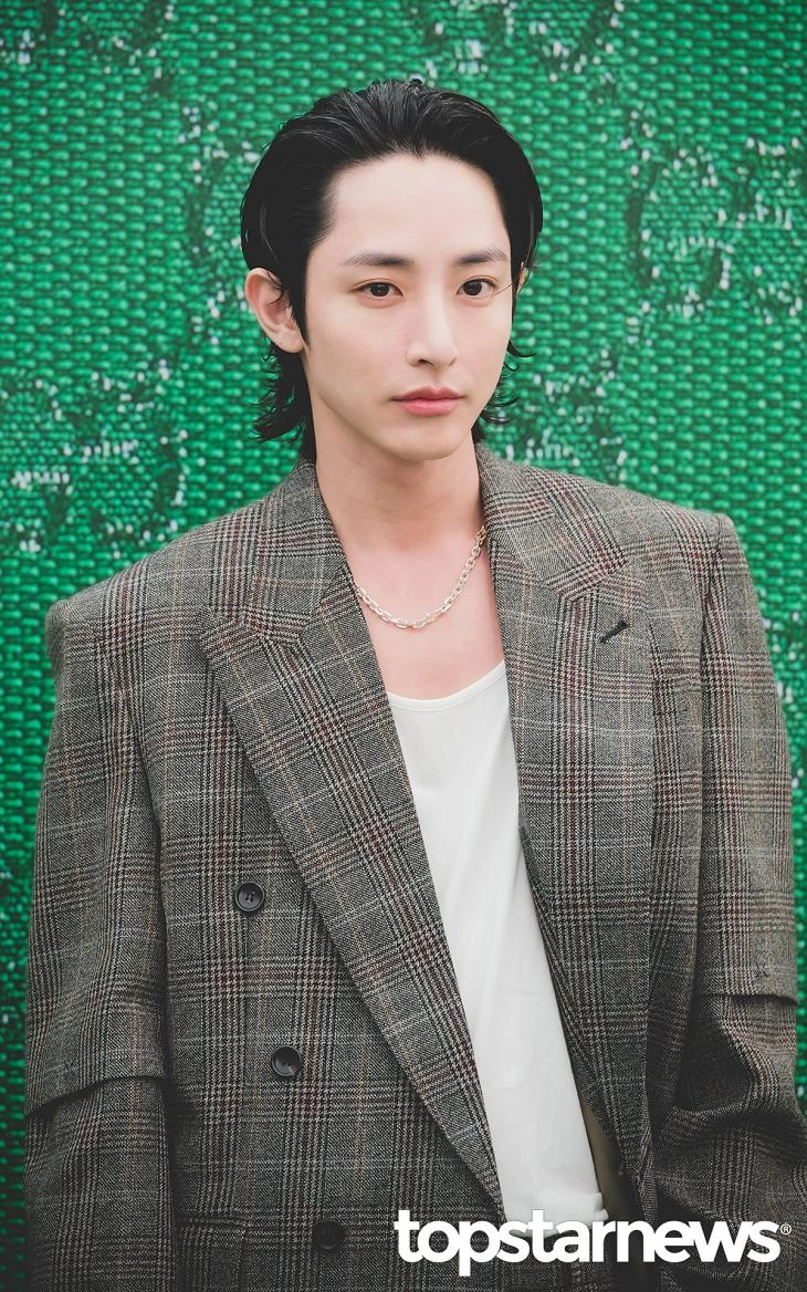 이수혁/톱스타뉴스 HD포토뱅크