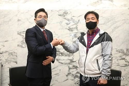 “감독·단장·수석 동반 경질”…키움히어로즈, 사상 초유 전면 쇄신 / 연합뉴스