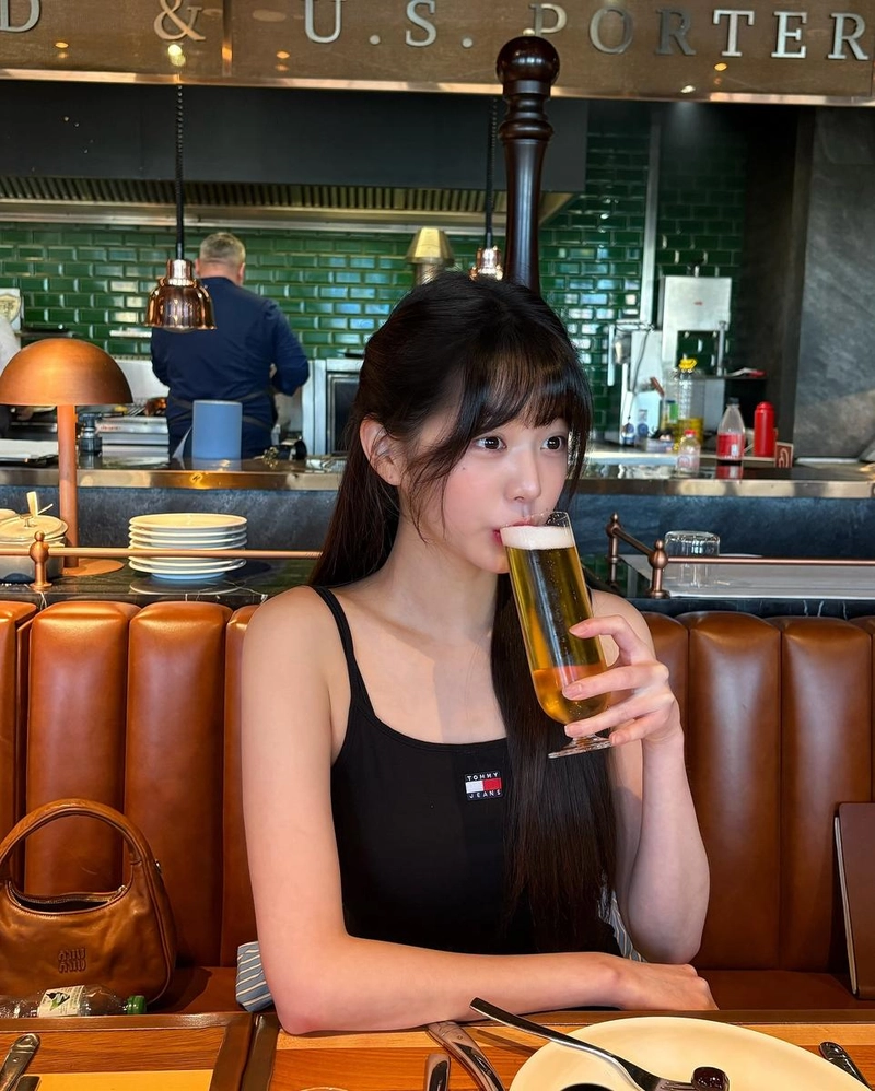 “여름, 쿨해지고 싶은 하루”…장원영, 긴장 녹인 반전→청량美 만개 / 걸그룹 아이브 장원영 인스타그램