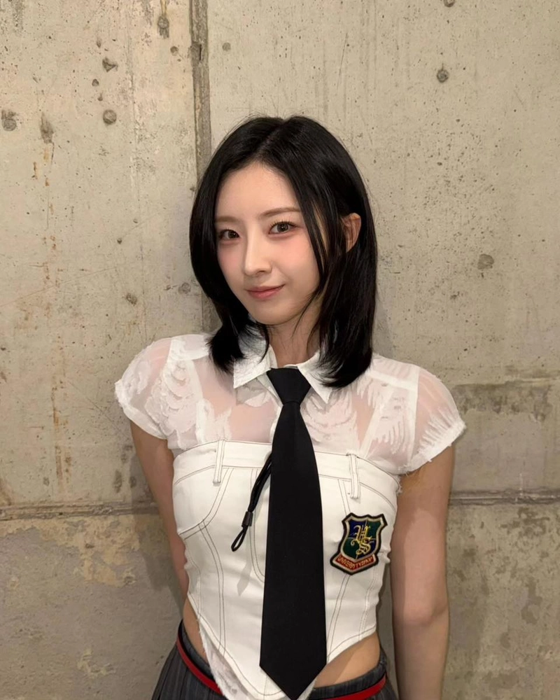 “단정함에 스며든 설렘”…하슬, 여름 저녁→도시 소녀의 눈빛 / 걸그룹 아르테미스 하슬 인스타그램