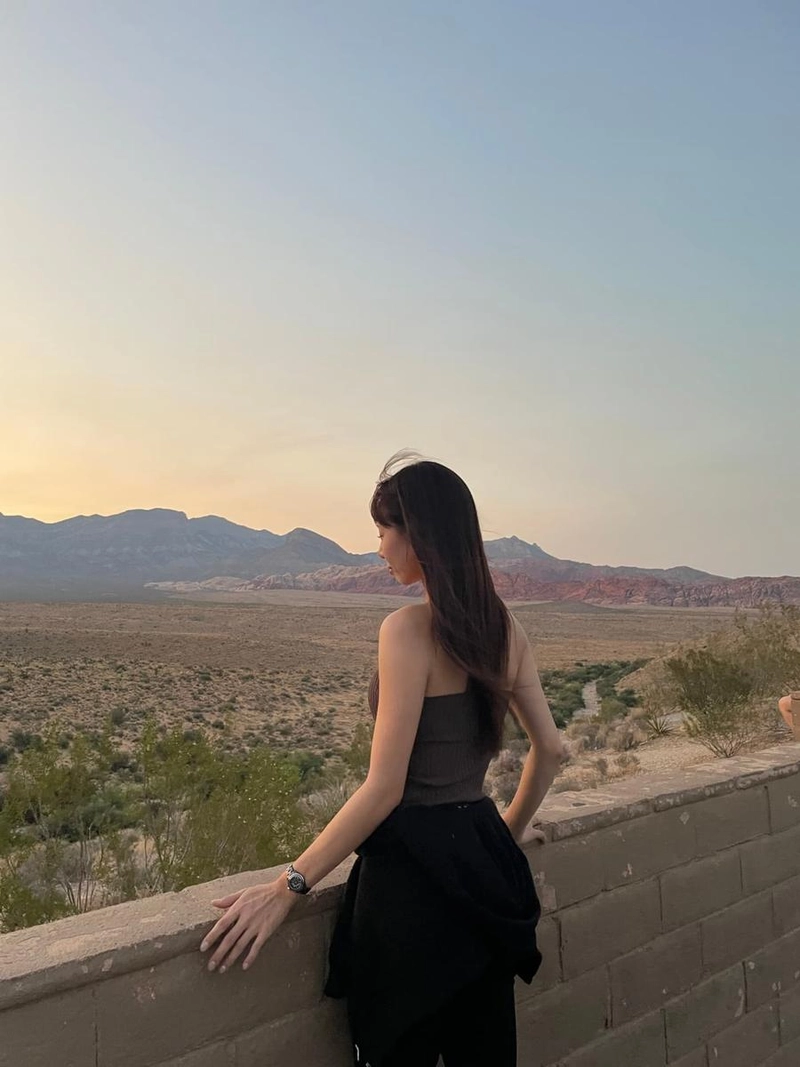 “넘나 뜨거운 베가스”…신수지, 붉은 빛 노을→감성 폭발 / 방송인 신수지 인스타그램