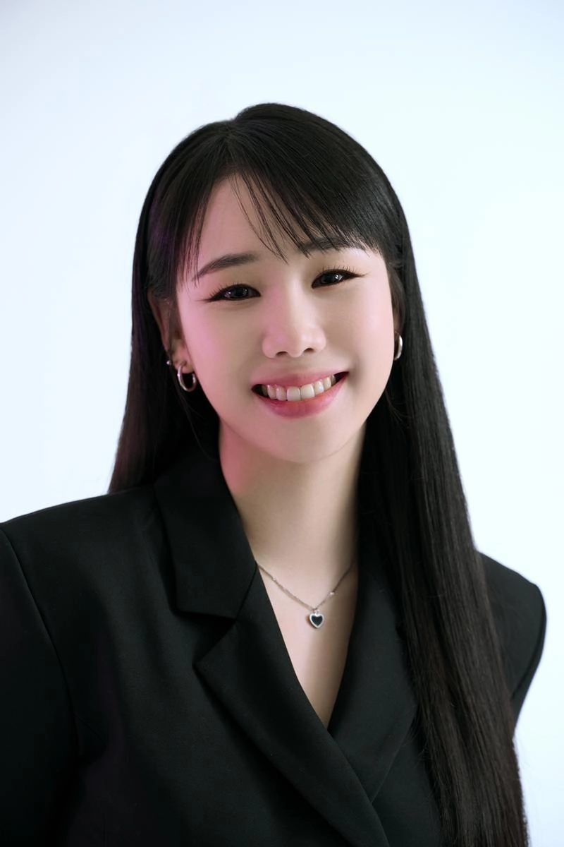 “끝없이 펼쳐진 도전”…유성은, 데뷔 12주년 감동→새 그룹·신곡 준비까지