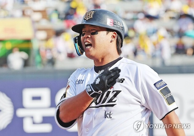 “조기 복귀 의지…” 강백호, 회복 속도에 출전 가능 신호 / 연합뉴스