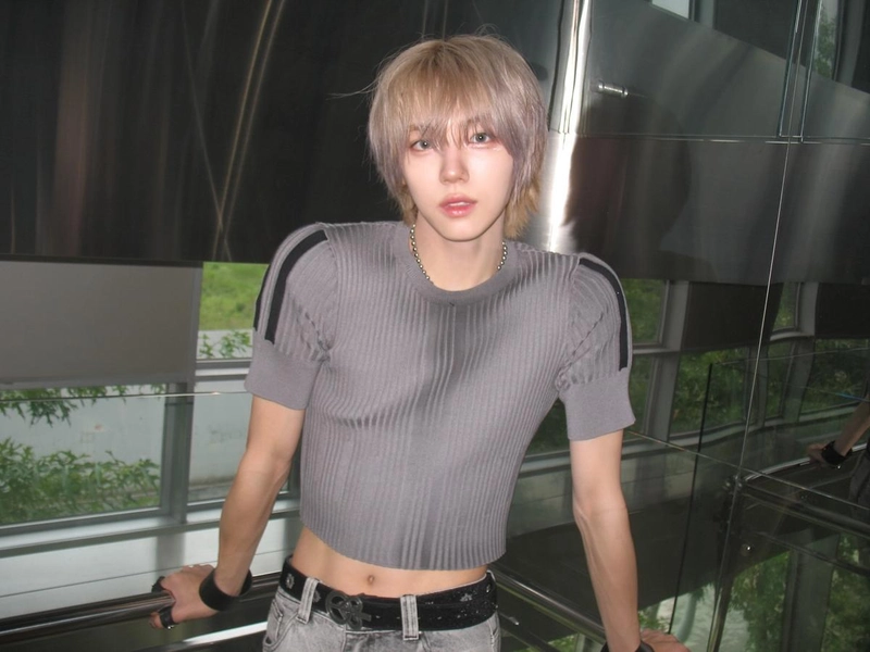 “머리 잘라뚜”…성민, 냉정한 시선→여름 감성 반전 / 그룹 크래비티 성민 인스타그램