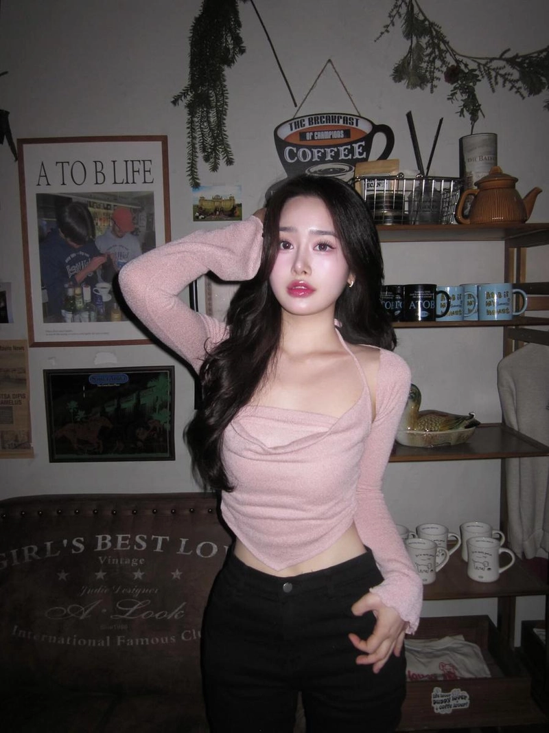 “Lemon is the flavor of summer”…박다교, 한밤의 여름→몽환적 시선 압도 / 너의 연애 출연자 박다교 인스타그램