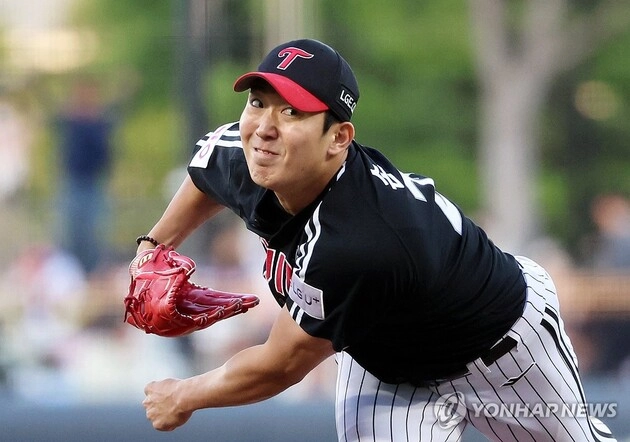 “롯데전 27이닝 연속 무실점”…LG 손주영, 감보아와 선발 맞대결 / 연합뉴스
