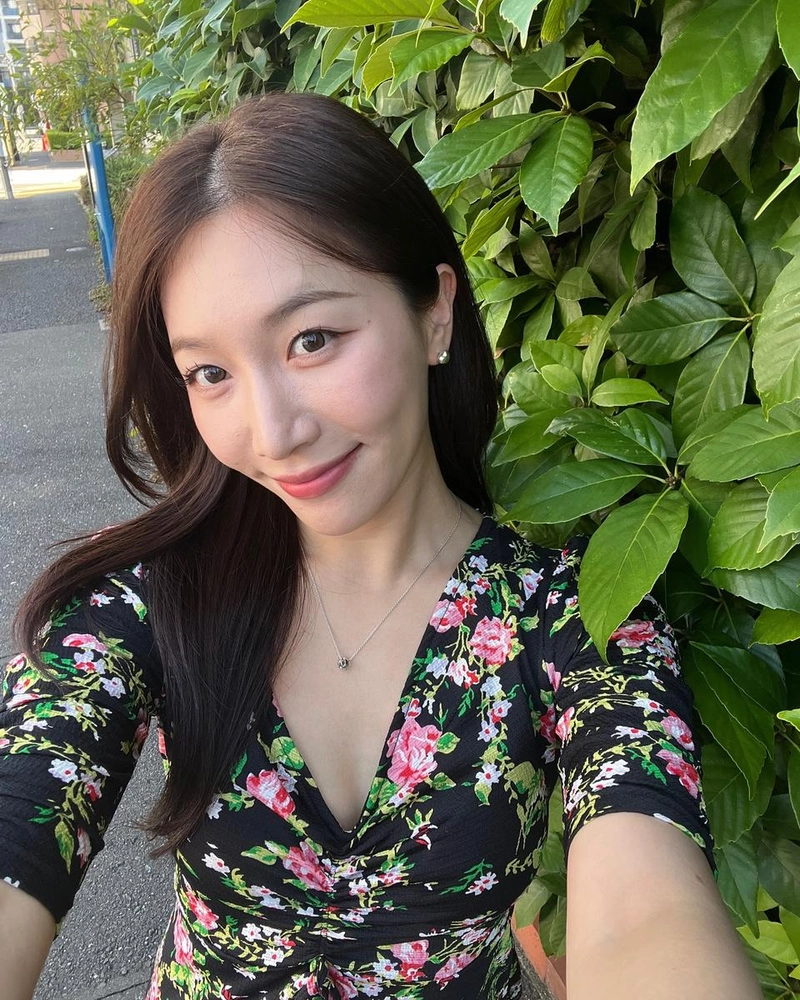 “즐거웠던 팬미팅날의 기록”…정소연, 초여름 햇살 속 미소→설렘 가득 셀카 / 걸그룹 라붐 정소연 인스타그램