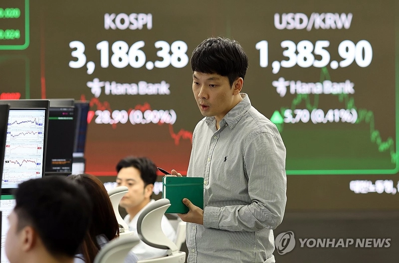 코스피 3,186.38 마감…미국 물가 우려·차익실현 매물에 3,200선 하락