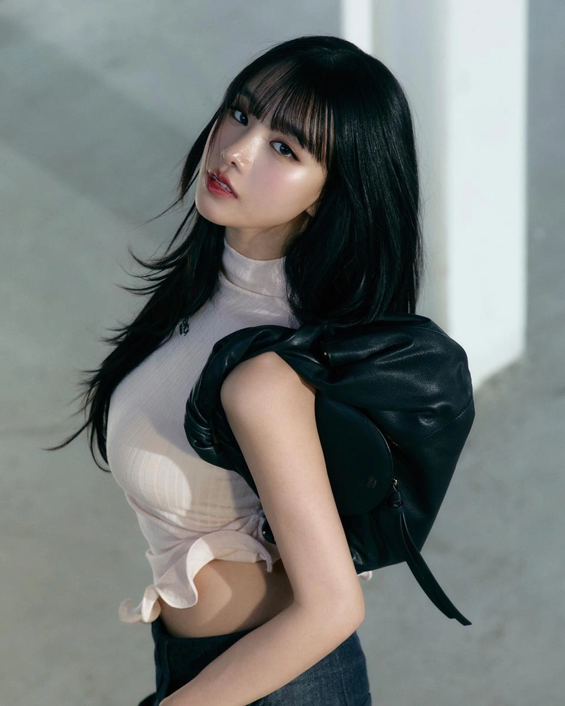 “흐르는 빛에 물든 시선”…나띠, 몽환적 여름→감각적 카리스마 / 걸그룹 키스오브라이프 나띠 인스타그램