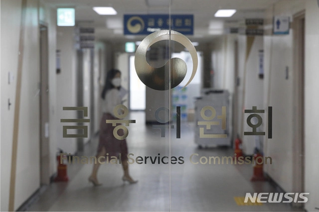 “방시혁, 하이브 상장 주식 거래 기망 논란”…부정거래 혐의로 검찰 고발→수사 촉각