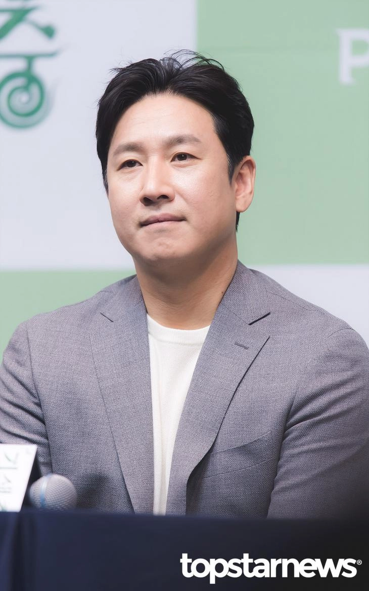 이선균/톱스타뉴스 HD포토뱅크