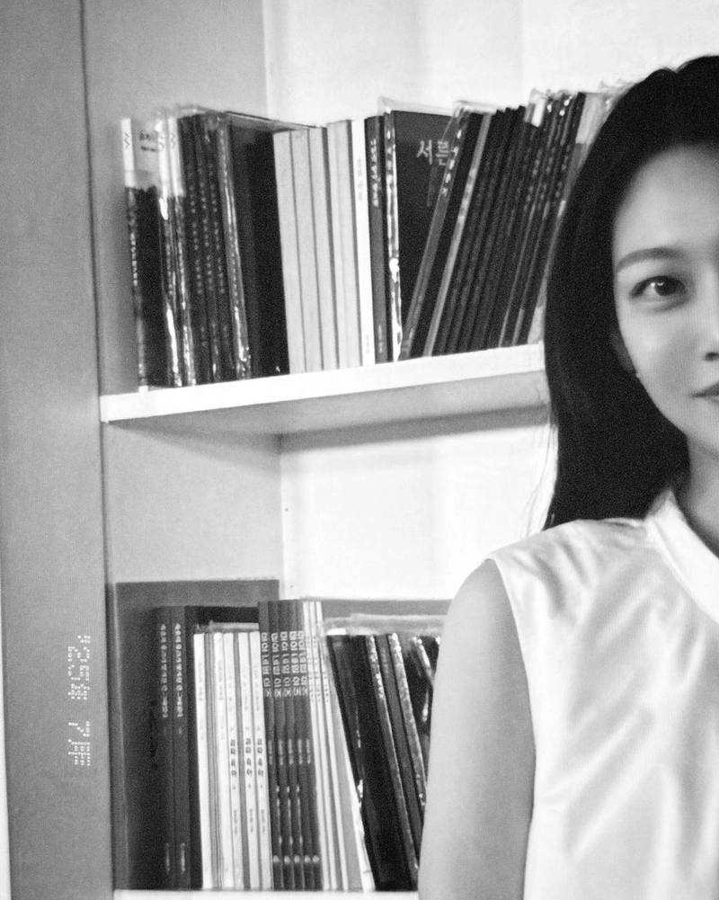 “내가 다시 왔다”…공승연, 흑백의 오후→고요한 존재감 / 배우 공승연 인스타그램