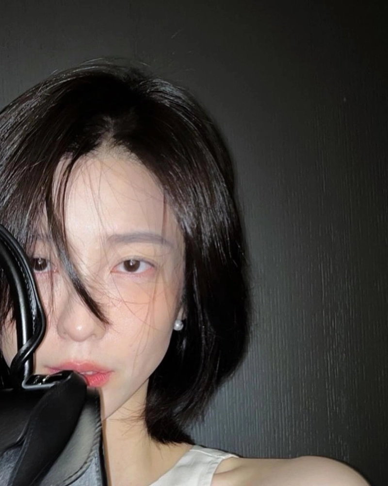 “밤의 고요 속 시선”…박지현, 짙어진 단발→미묘한 여운 / 배우 박지현 인스타그램