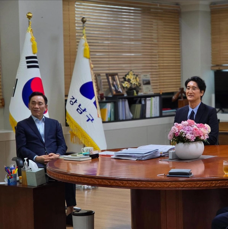“지역의 품을 밝히는 자리”…신현준, 위촉식에서 증명한 품격→강남구 홍보대사 변화의 순간 / 배우 신현준 인스타그램