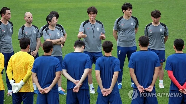 “유럽파 집중 점검”…포르투갈 코치진, 옌스 포함 해외파 현지 체크 / 연합뉴스