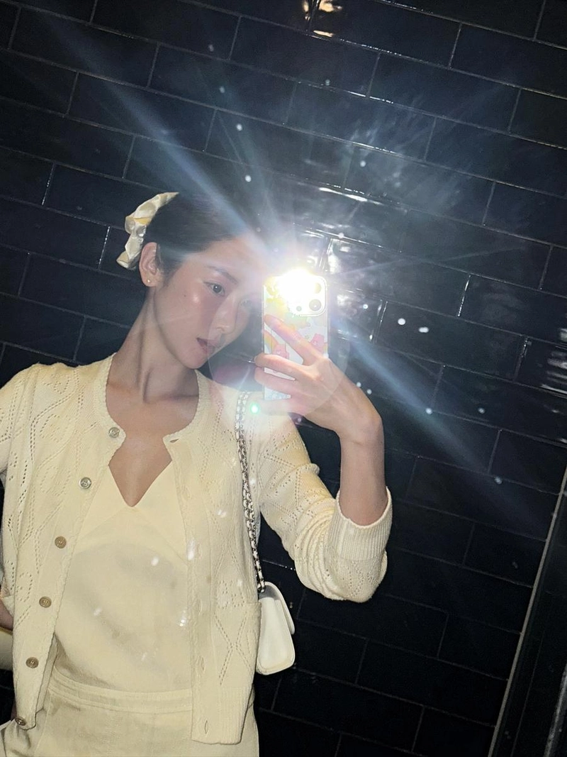“felt kinda lovely”…제시카, 조용한 셀카 속 여름 감성→빛나는 청초함 / 걸그룹 소녀시대 제시카 인스타그램