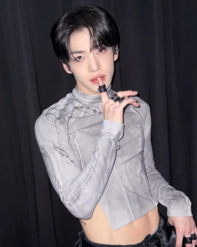 “waist”…앨런, 은은한 긴장감→청량과 도발 교차 / 그룹 크래비티 앨런 인스타그램