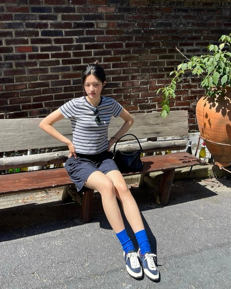 “편안함 속 특별함이 스며든 하루”…문지원, 여름의 햇살 아래→소소한 환기 / 하트페어링 출연자 문지원 인스타그램