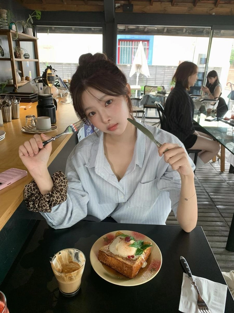 “강릉 여행=닭강정”…남서연, 한여름 휴식→감성 가득 브런치 인증 / 인플루언서 남서연 인스타그램
