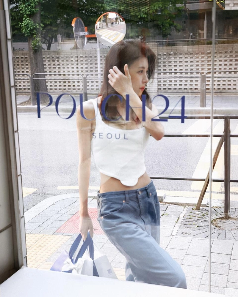 “그곳에서 만나요”…하지원, 도심 산책 속 청량감→여름 한복판 변신 / 배우 하지원 인스타그램
