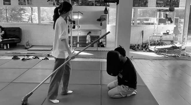 “속 모니터 모음”…남규희, 준비된 태도→현장 열정 가득 / 배우 남규희 인스타그램