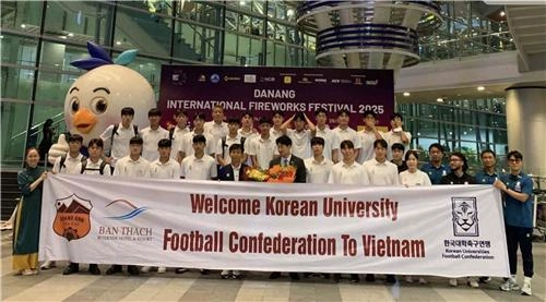 “타이그룹컵 출전”…대학축구선발팀, 베트남 프로 5개 구단과 격돌 / 연합뉴스
