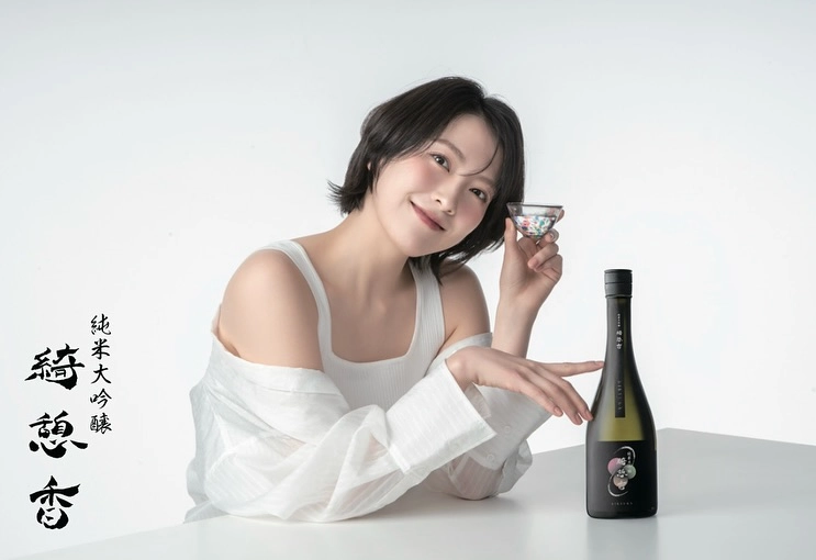 “제가 처음으로 사케를 만들었어요”…강지영, 여름의 청량함→섬세한 도전 / 걸그룹 카라 강지영 인스타그램