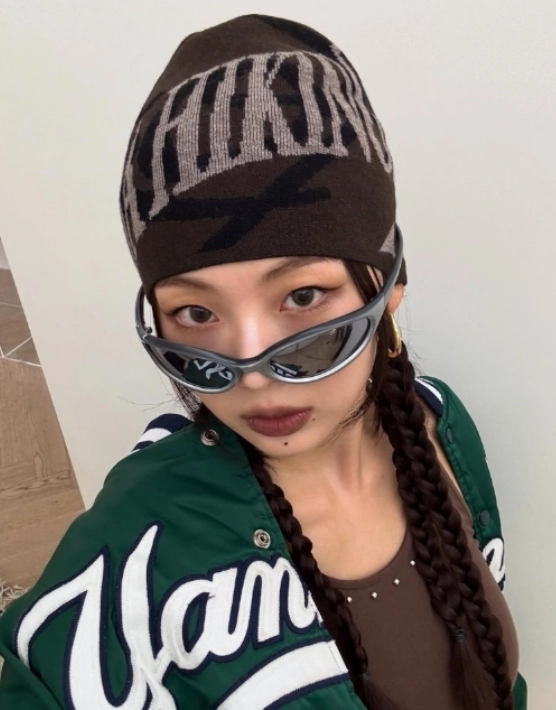 금새록 SNS
