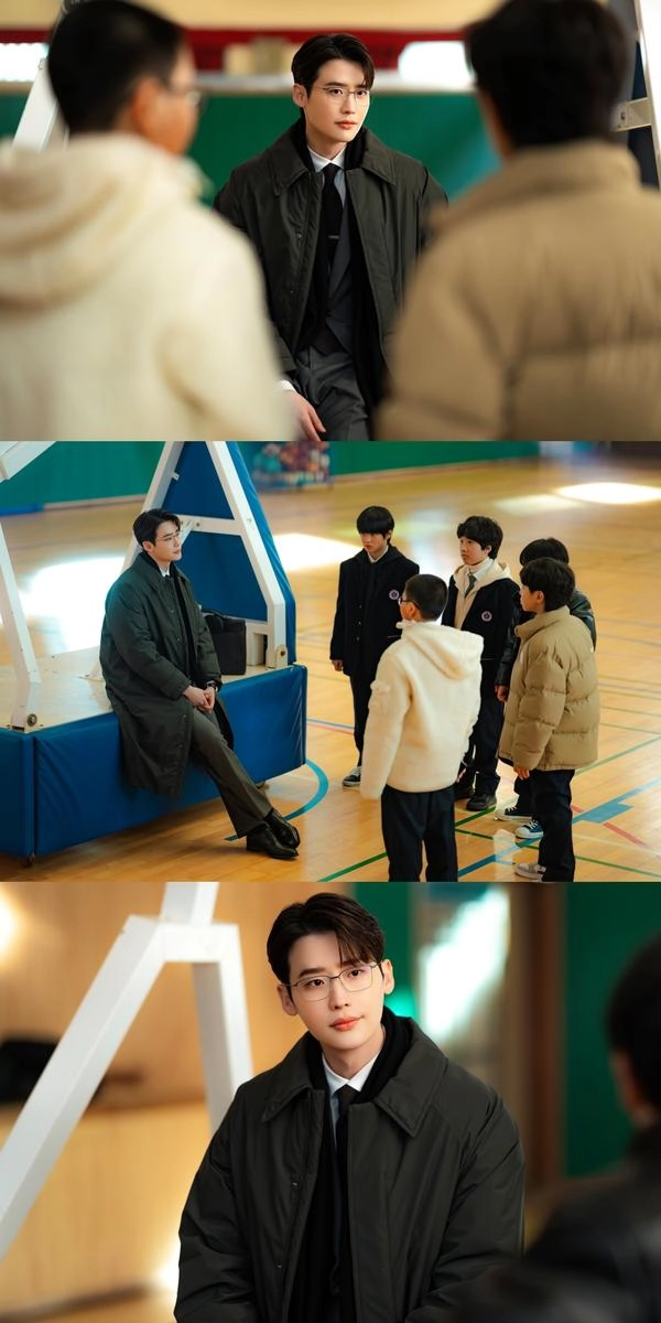 “능력치 만렙 변호사의 한판”…이종석, ‘서초동’서 중학생과 팽팽 논리 대결→진실 추적 시선 집중 / tvN