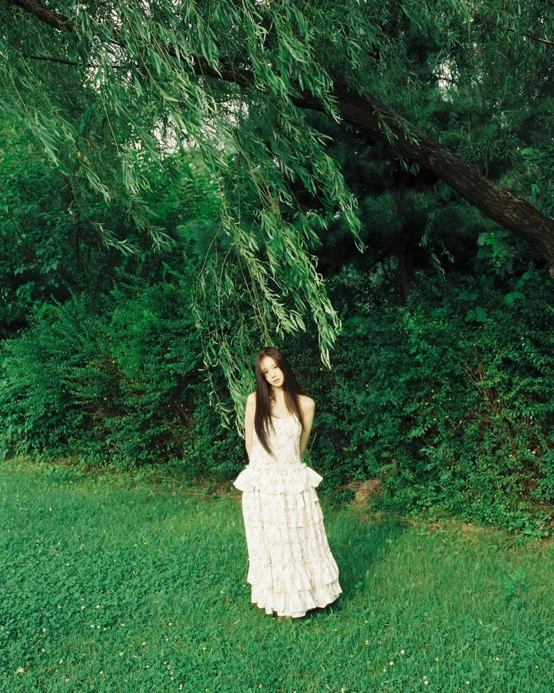 “여름 바람의 약속”…주이, 싱그러운 숲속→몽환적 여신 자태 / 걸그룹 모모랜드 주이 인스타그램