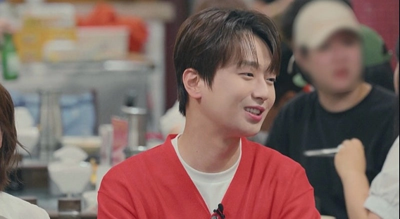 파워풀한 가창력은 물론 무호흡 랩으로 현장을 뜨겁게 달굴 '빅싱어' 이찬원, '방판뮤직' 본방사수 독려