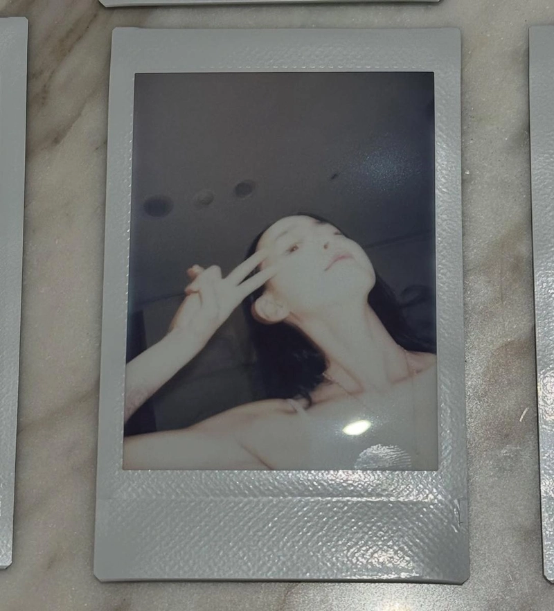“love it”…김윤아, 자유로운 밤의 셀카→은은한 여운 / 그룹 자우림 김윤아 인스타그램