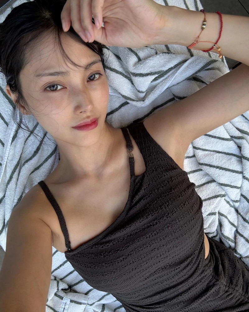 “나는 아무것도 들리지 않는 물 속이 좋아”…박규리, 도쿄 여름 속 고요→청량한 자아 찾기 / 걸그룹 카라 박규리 인스타그램