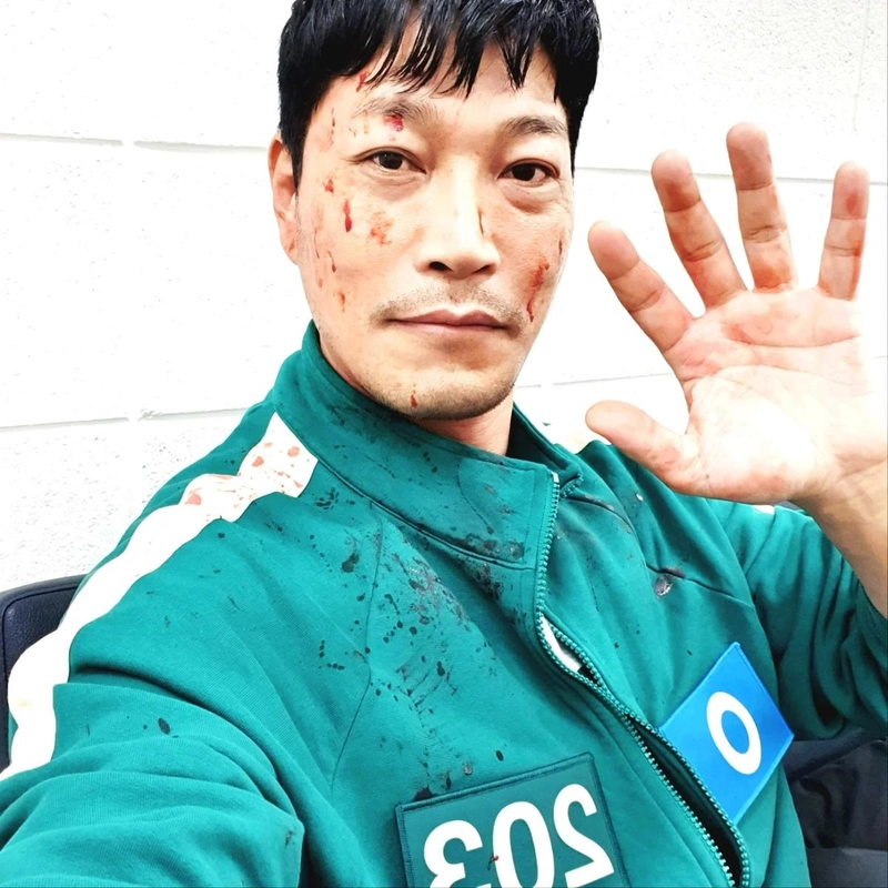 “오늘 다섯 명을 죽였죠”…최귀화, 아이러니한 웃음→현장 투혼 / 배우 최귀화 인스타그램