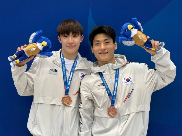 “다이빙·배영 동메달 추가”…한국 수영, U대회서 5개째 수확 / 연합뉴스