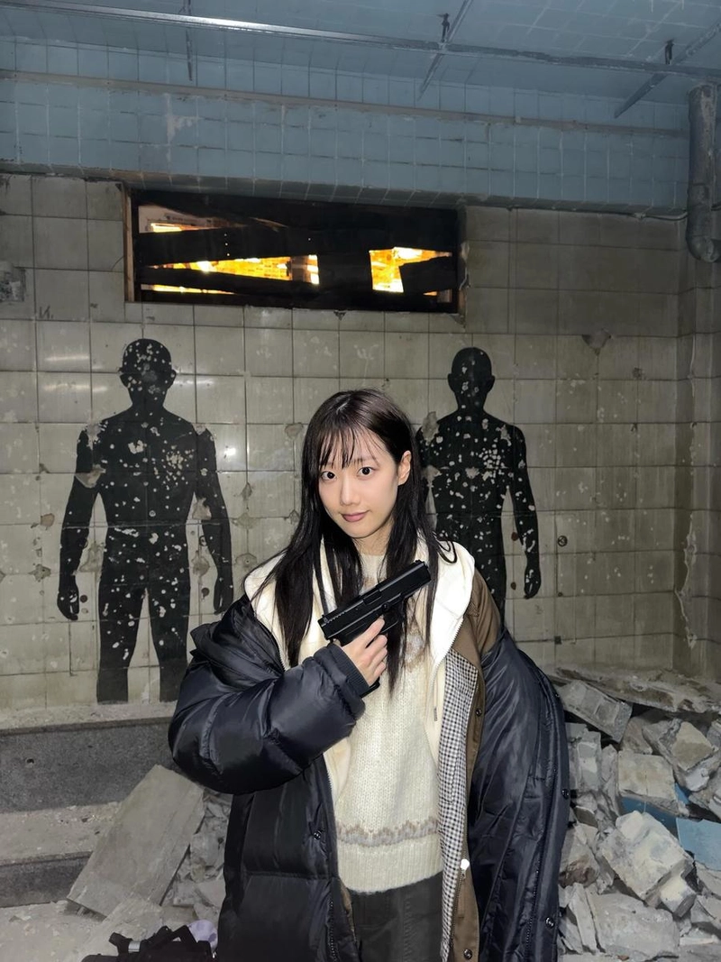 “아이쇼핑”…이나은, 겨울밤 도발→시선 압도한 변신 / 배우 이나은 인스타그램