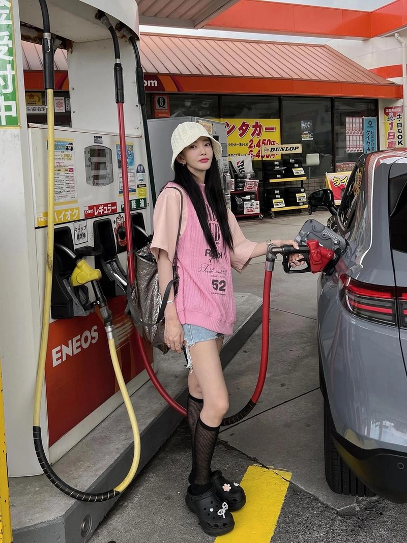 “모든 것이 반대인 여행”…안이서, 일본에서 자유로움→색다른 여름 일상 / 배우 안이서 인스타그램