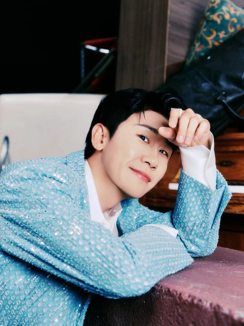 영탁/어비스컴퍼니