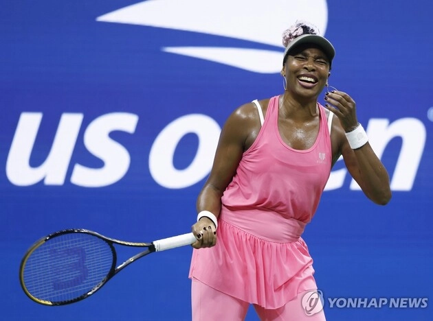 “45세 투혼 승리”…윌리엄스, 2-0 완승으로 WTA 역대 두 번째 고령 기록 / 연합뉴스
