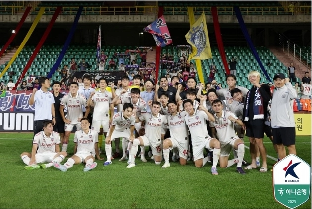 “5골 새 역사”…수원FC, 포항 꺾고 시즌 첫 연승·최다 득점 / 연합뉴스