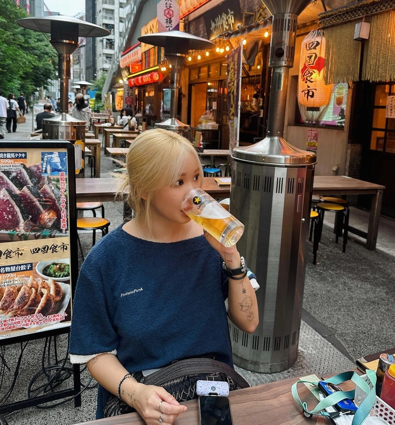 “나마비루 못참아”…안효진, 맥주 한 잔→여름 거리 속 여유 / 걸그룹 EXID 엘리 안효진 인스타그램
